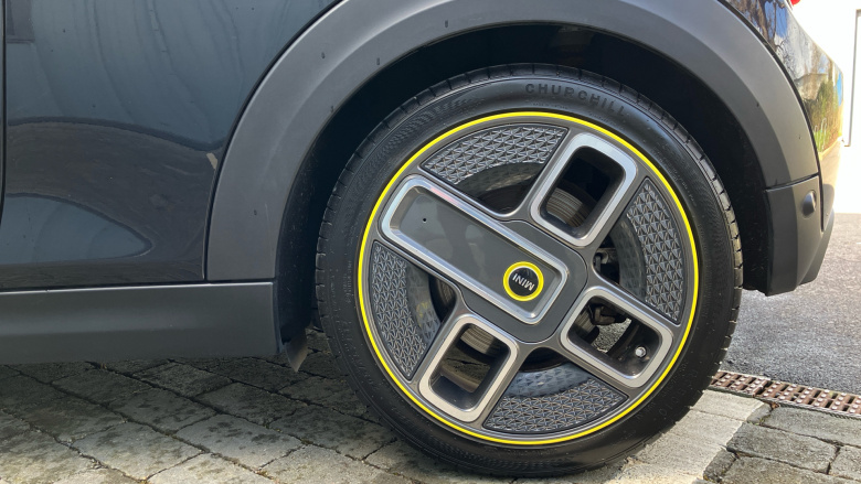 MINI Hatchback 135kW Cooper S Level 3 33kWh 3dr Auto Electric Hatchback